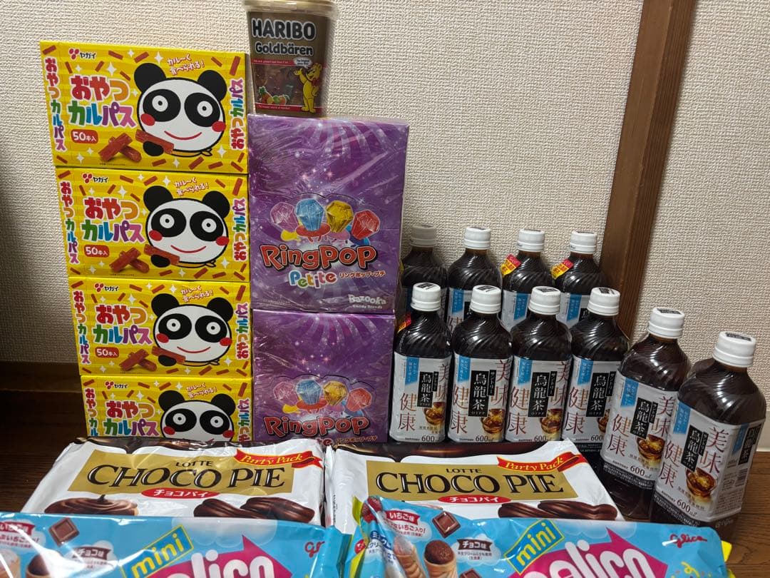 すらいむ✿¨̮14日まで!!値段適当です‼️お菓子、飲料などまとめ売り