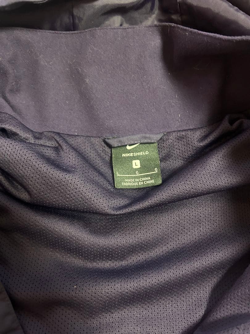 サンフレッチェ広島　2017 支給品　フード付きウィンドブレイカー