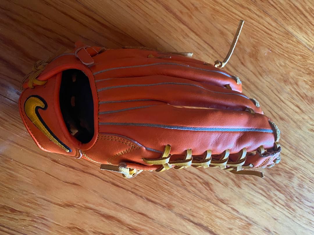 Nike オレンジ 硬式グローブ