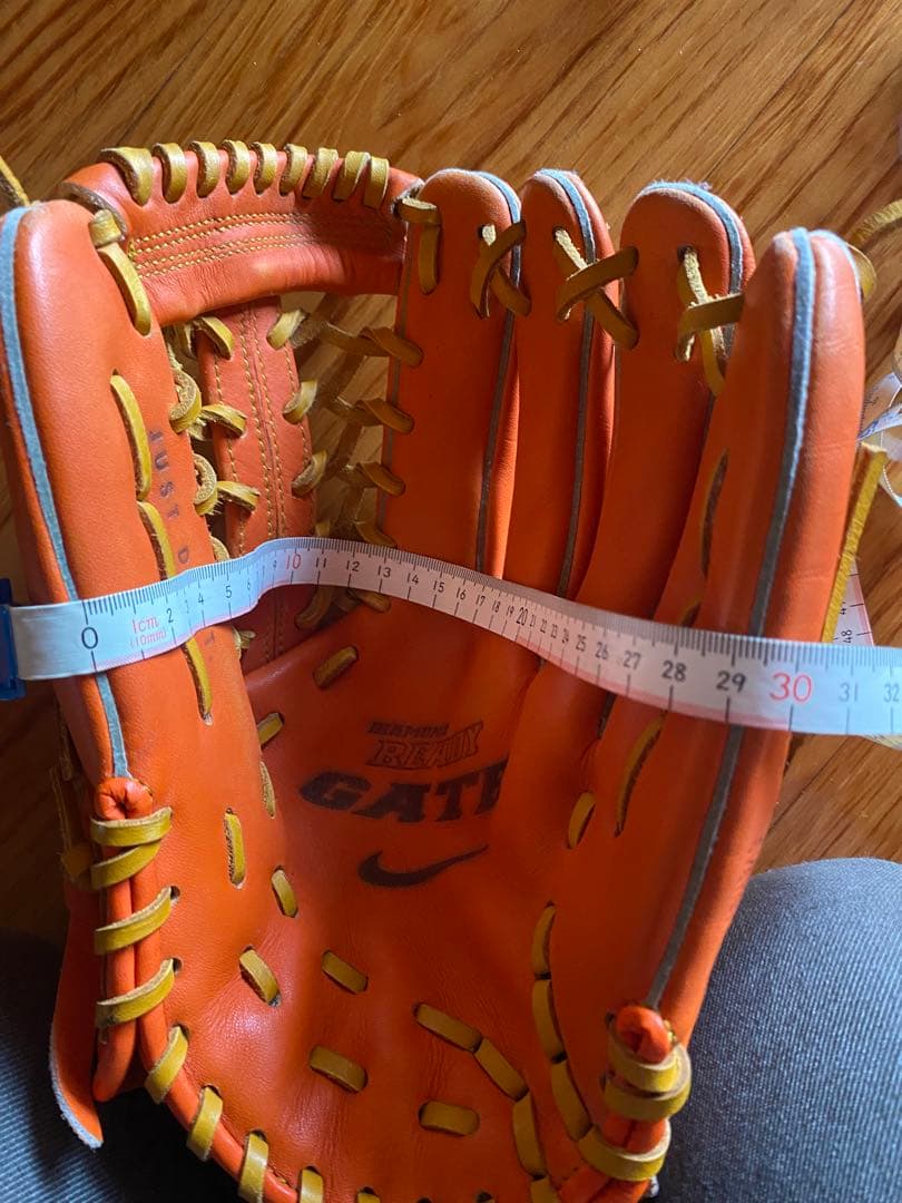 Nike オレンジ 硬式グローブ