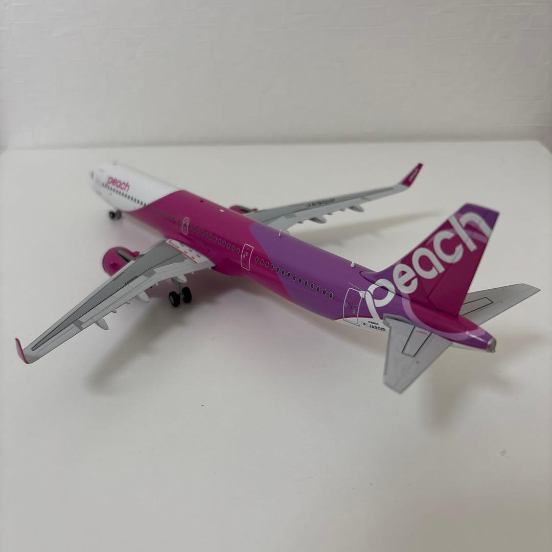 航空機・ヘリコプター Peach Airbus A321 neo