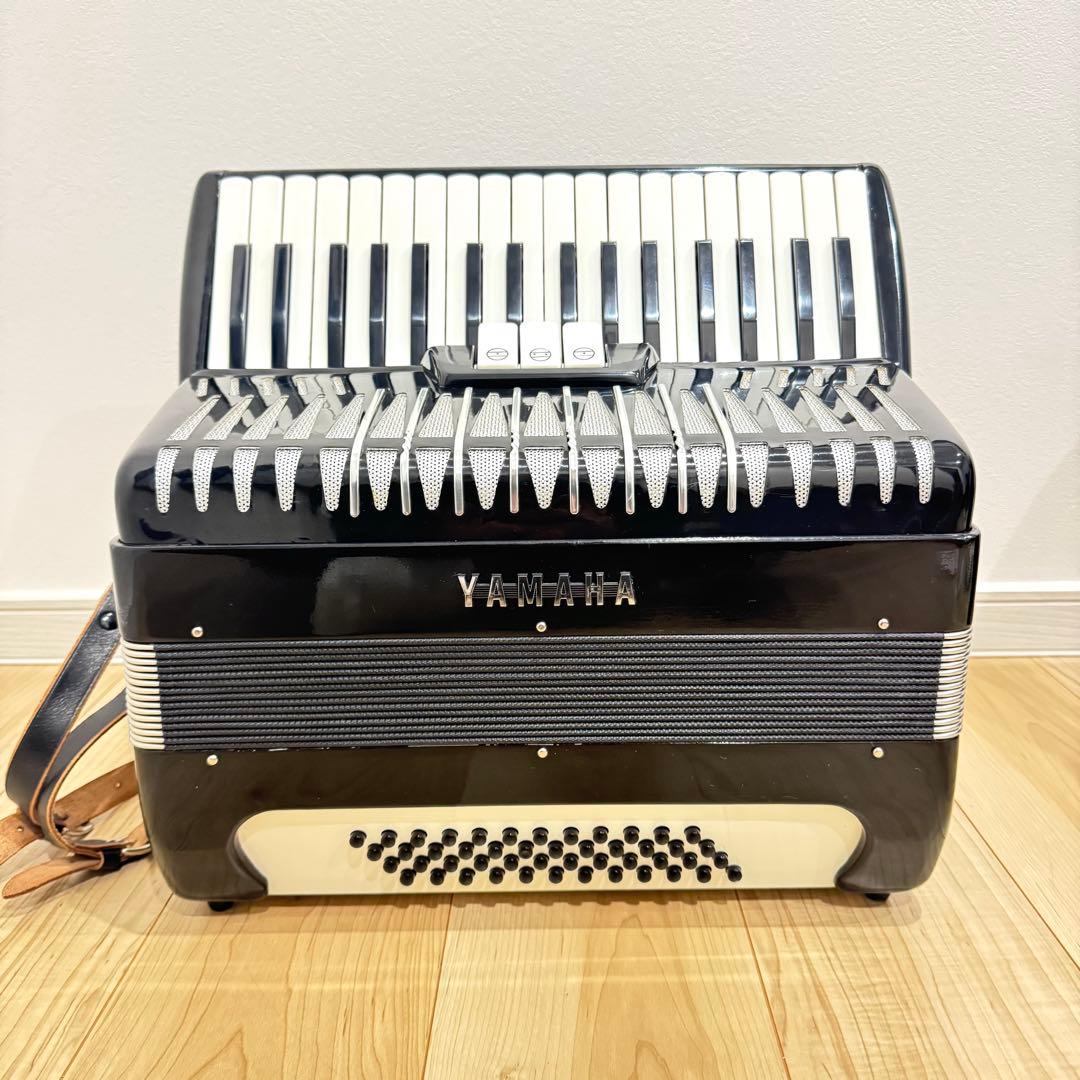 【廃盤】　YAMAHA ヤマハ　アコーディオン　YA-48 希少