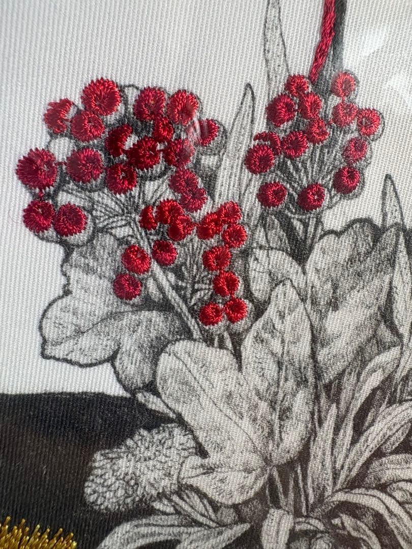 お値下げ中‼️超希少品　刺繍入り　ヒグチユウコ　サイン入り 栞紐　特装版