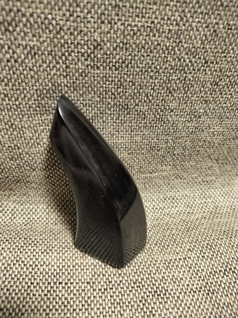 【YU-Uu】三線（合皮）ワインレッド　ミンサー織りティーガー