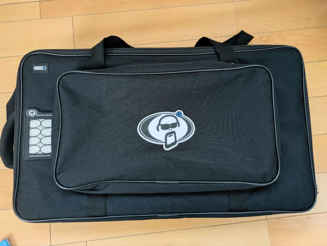 LINE 6 HELIX floor 専用キャリーケース付