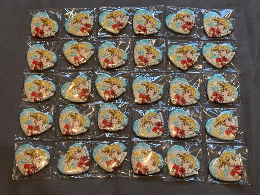 ラブライブTVアニメ放送10周年記念 海外限定絢瀬絵里ハ一ト缶バッジ30点セット