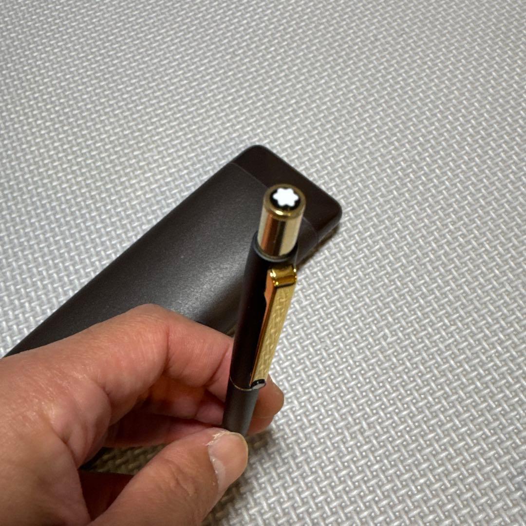 新品未使用モンブラン ノック式シャープペンSライン黒ゴールド MONTBLANC