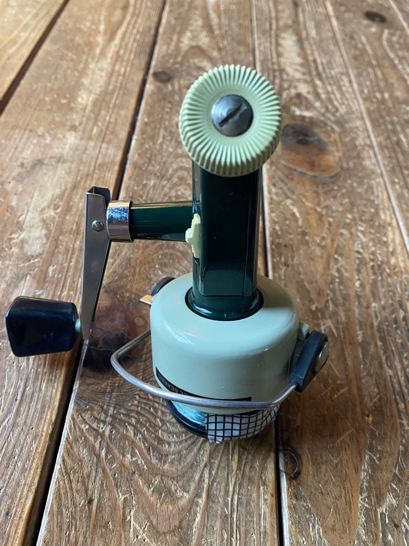 ABU Cardinal 44 スピニングリール