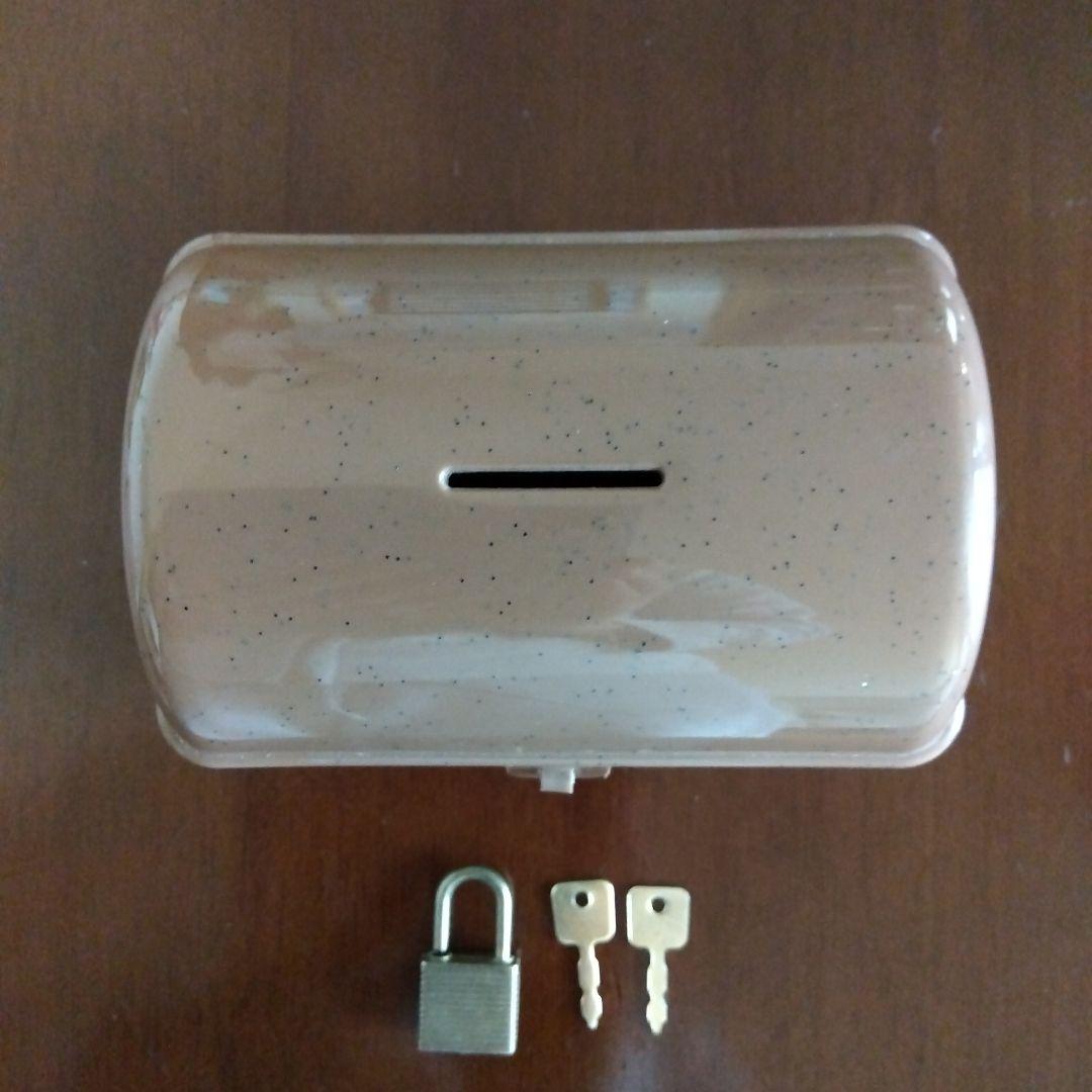 The vaudeville duo 鍵付き　貯金箱　サンリオ　平成レトロ