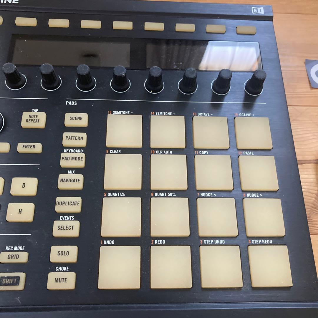 DTM・DAW NATIVE INSTRUMENTS Maschine Mk2 Black