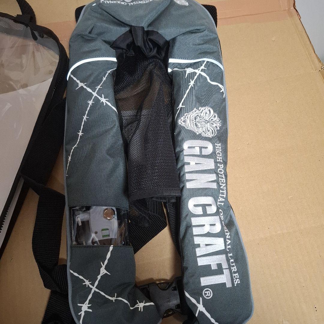 ガンクラフト GAN-2220RSE ライフジャケット グレー　新品