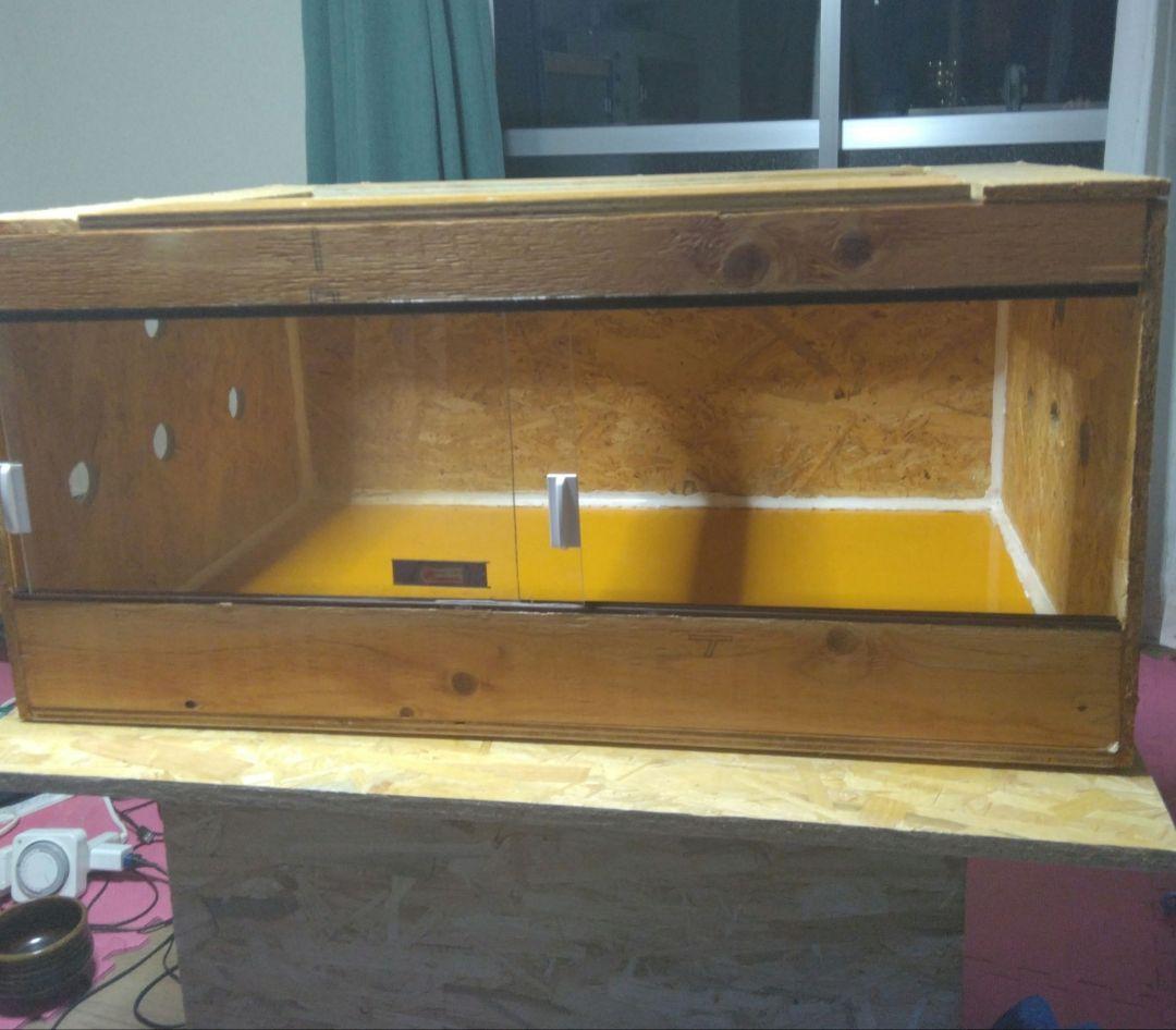 自作爬虫類ケージ