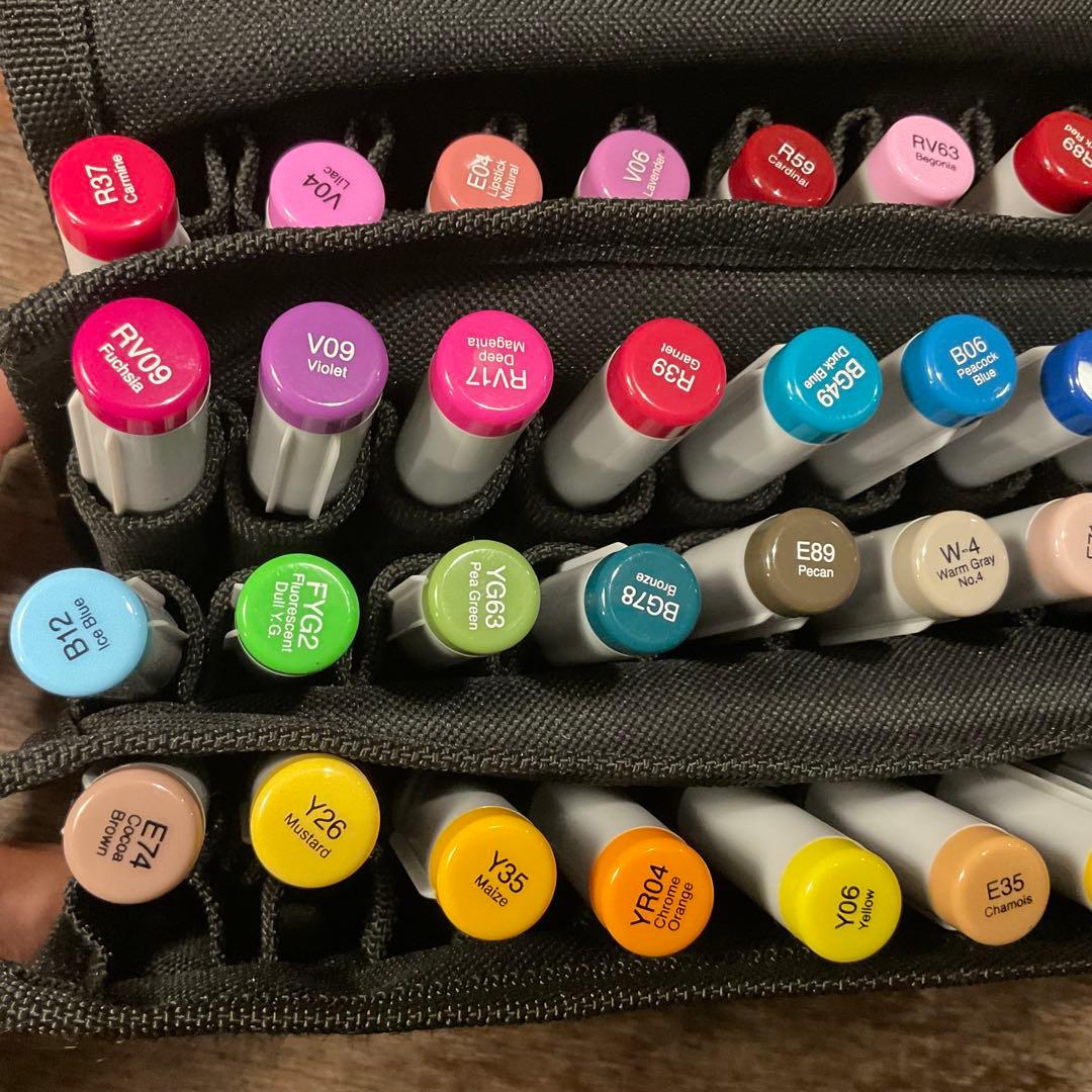 美品！Copic Sketch コピックインク43本+専用ケース 72本用