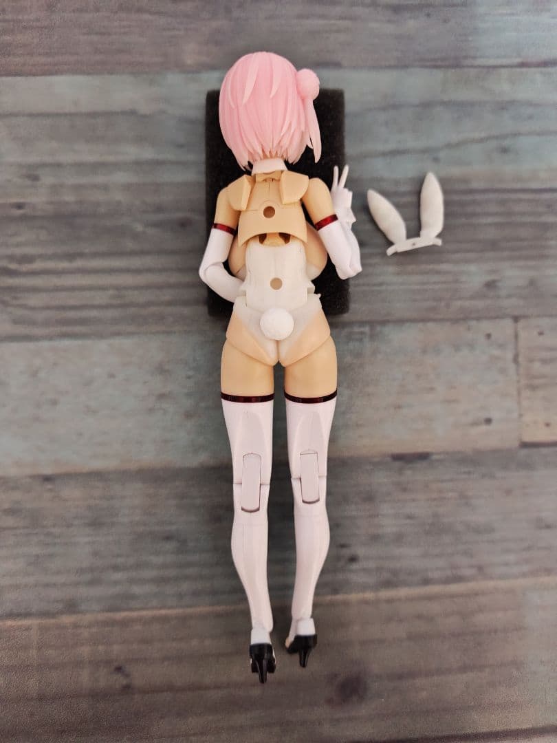 muscuto 白バニー メガミデバイス改造 PUNI☆MOFU