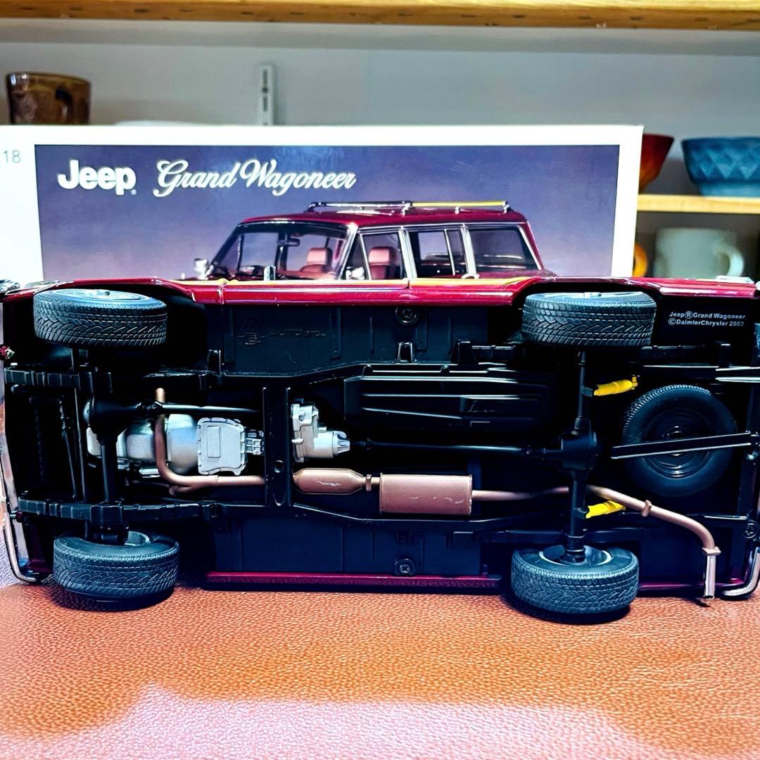 ジープ　グランドワゴニア　Grand Wagoneer AUTOart　1/18