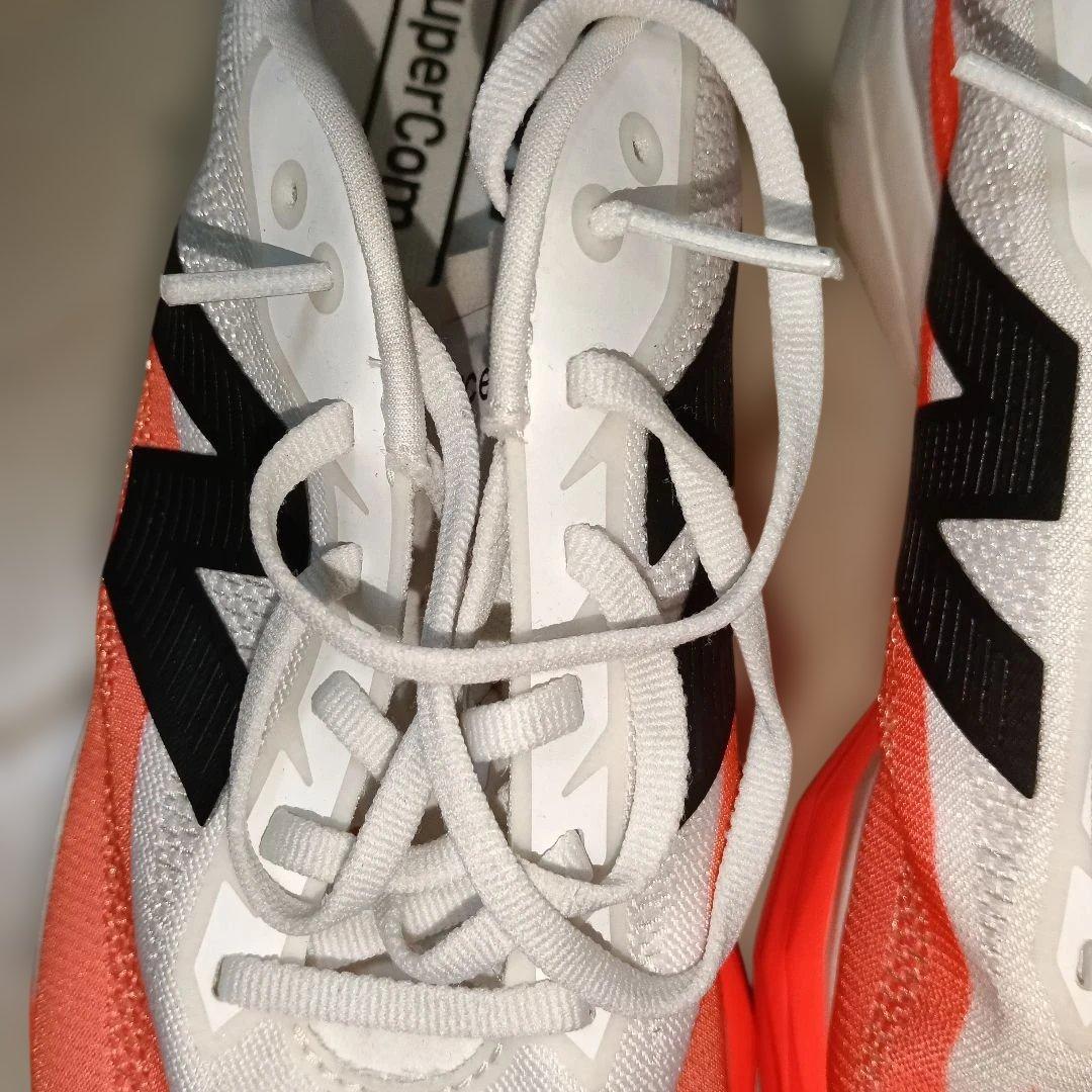 ニューバランスFuelCell SC ELITE V5 25.5cm