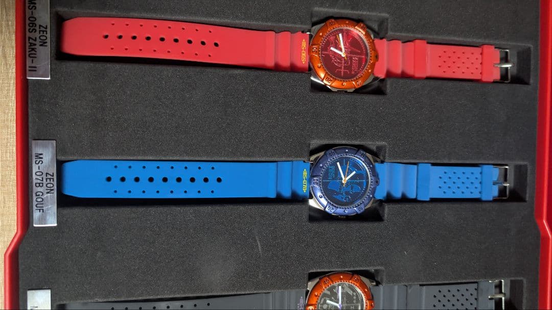 ジャンク品　ガンダム　MS キャラクターウォッチ　RED 181/500