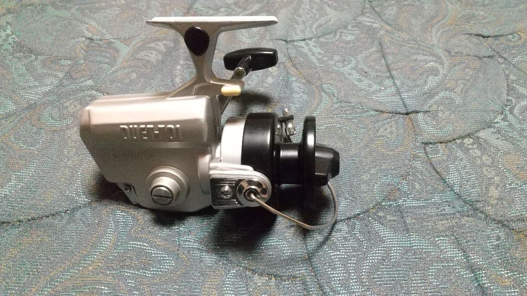 電動リール(スピニング)DUET-701　レア物