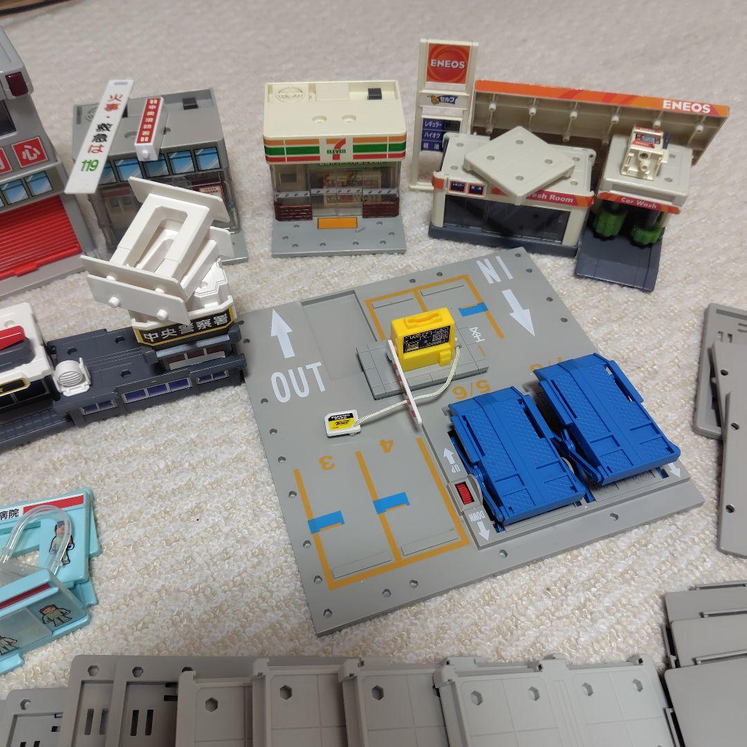 トミカタウン　警察署交番消防セブンエネオス洗車場パーキングマック