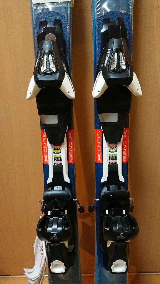 Atomic 新品未使用 120㎝ 簡単調整197~304㎜アトミック スキー板