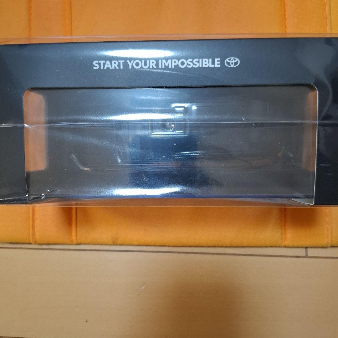 新型 RAV4アドベンチャー 1/30 ミニカーカラーアティチュードブラック