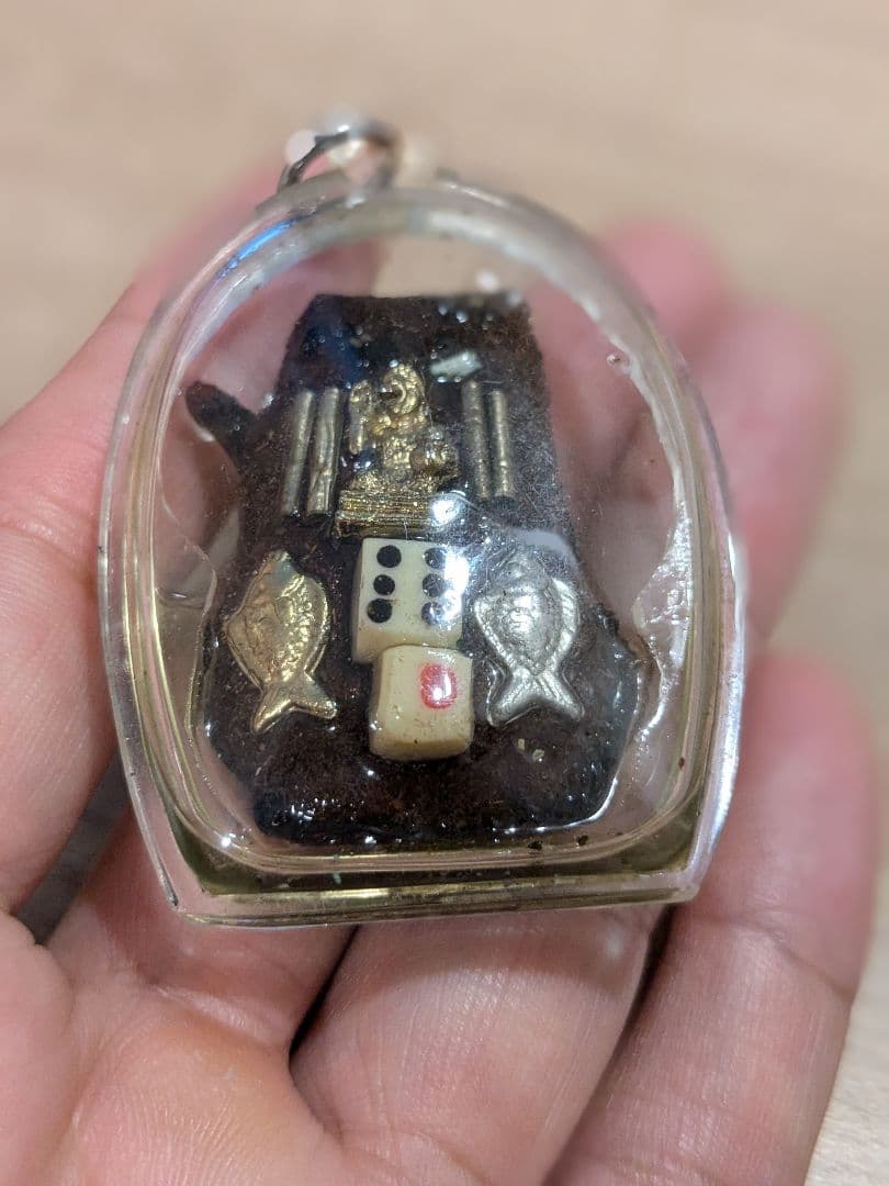 【専用】タイのお守りプラクルアンッ！猫だ！キャット！幸運のお守り！！結構古そう…