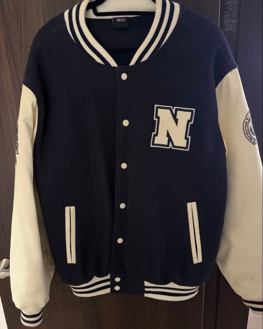 NMIXX スタジャン　アウター