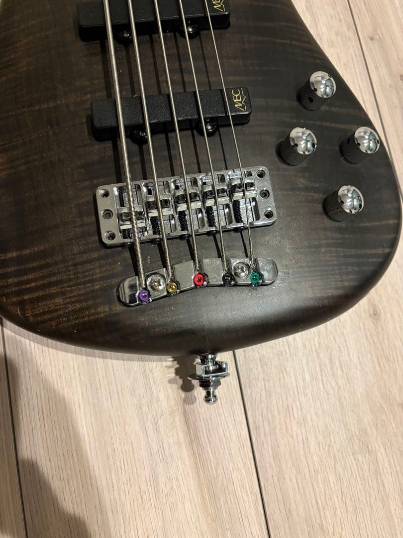 ベース Warwick Streamer LX 5