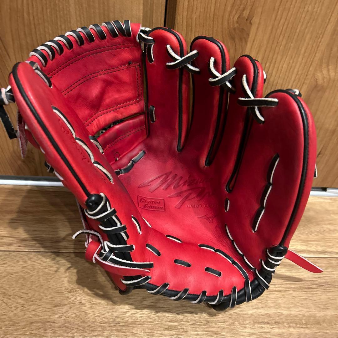 ミズノプロ　軟式投手用グラブ　伊藤大海モデル