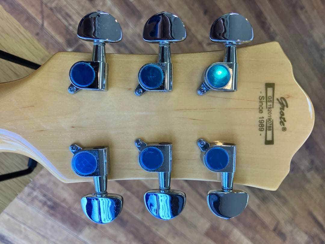 Grote セミアコースティックギター ナチュラル