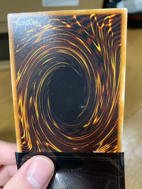 送料無料　遊戯王 ダーク・ネクロフィア　レリーフ