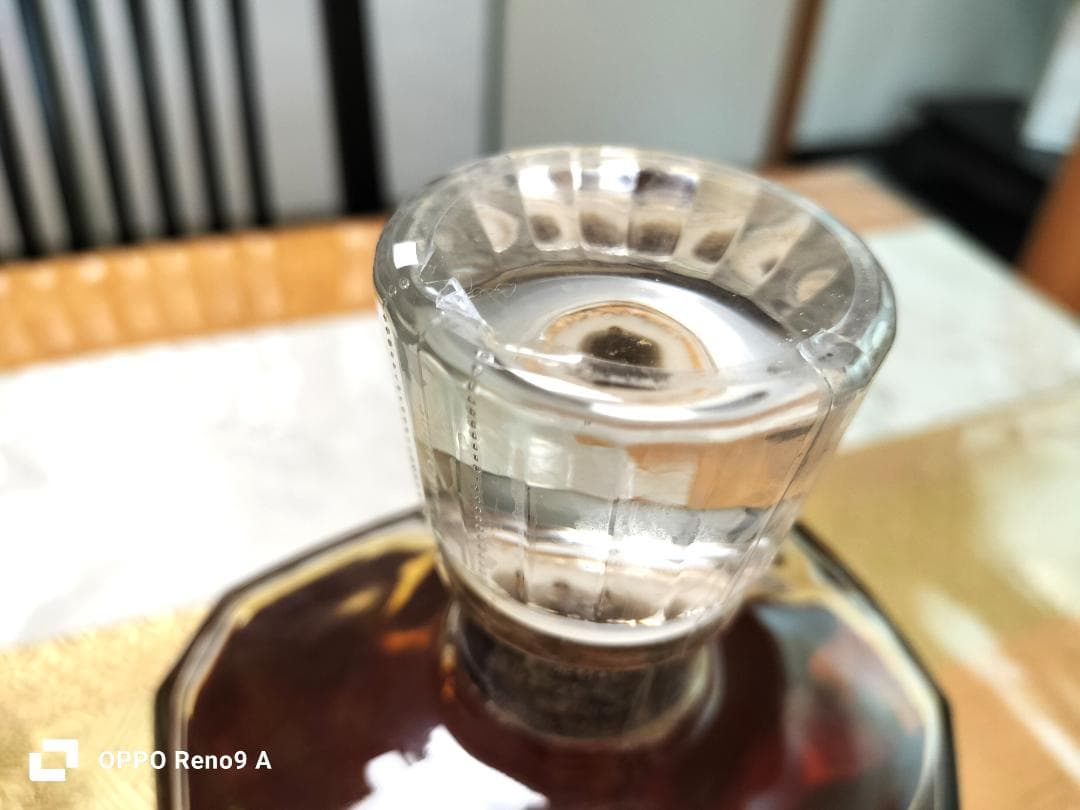 【新品未開封】サントリーウイスキー １２年　クレスト　ローヤル