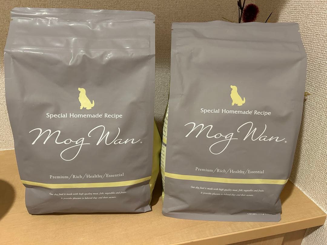 kさん専用　　モグワンドックフード　1.8キロ　2袋　新品未開封