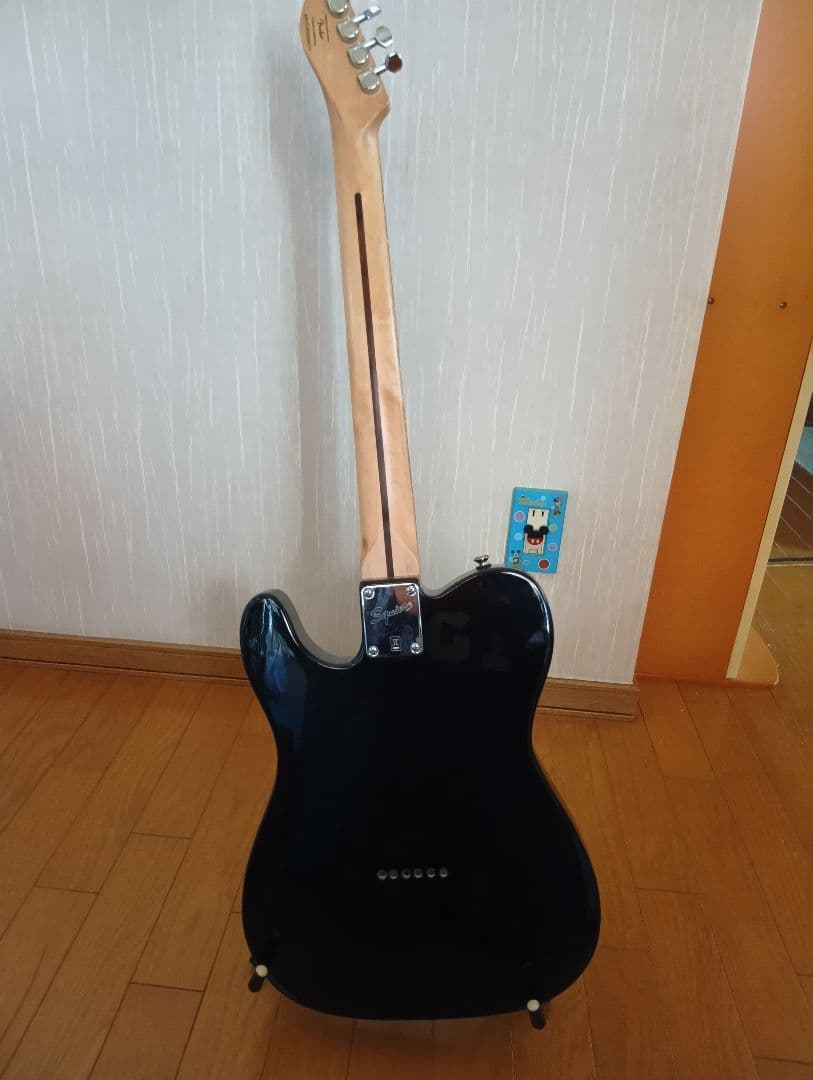 Squierエレキギターアビリルラヴィーンモデルテレキャスター （ケース付き）