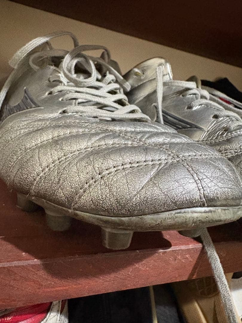 Mizuno サッカーシューズ・スパイク シルバー