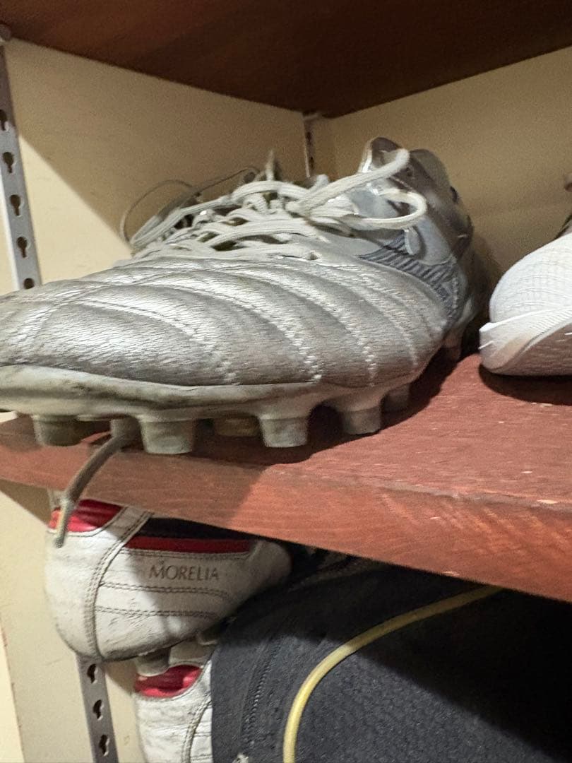 Mizuno サッカーシューズ・スパイク シルバー