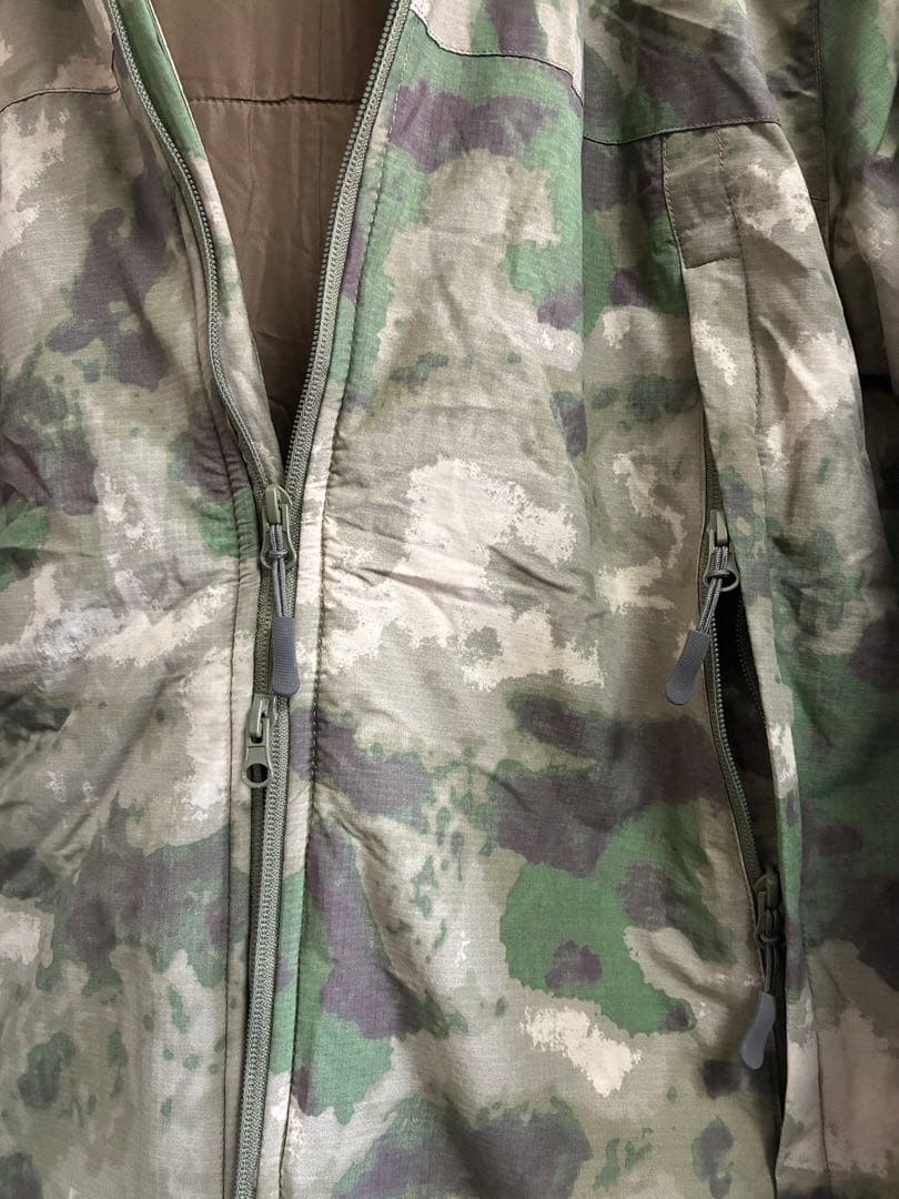 未使用保管品ロシア軍北朝鮮軍仕様内綿入防寒外衣フード収納可能高品質お洒落です