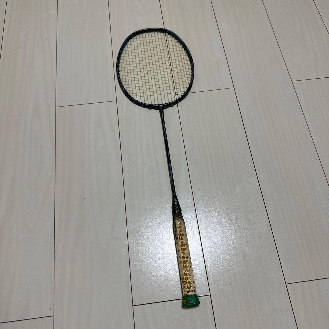 バドミントン　ラケット　VOLTRIC Z-FORCE Ⅱ
