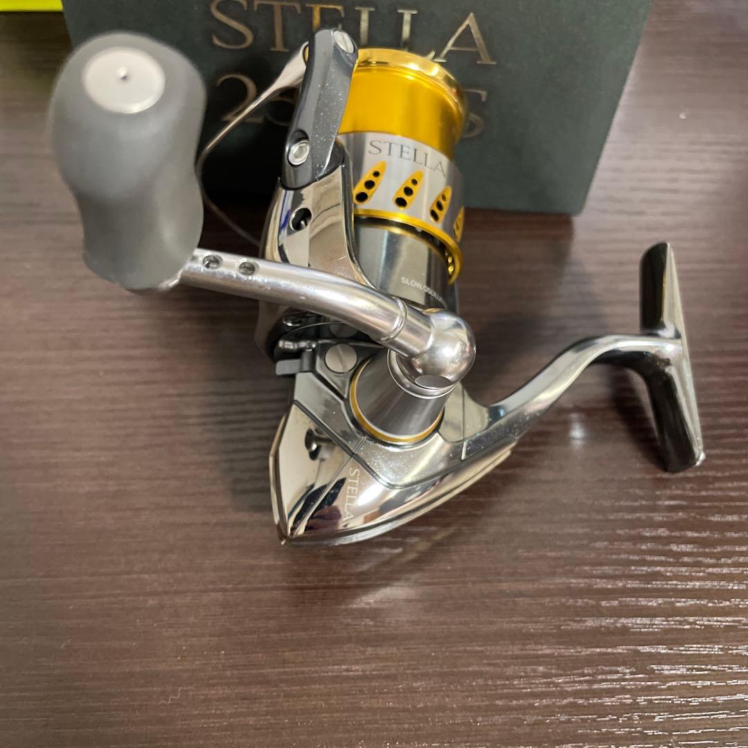 美品　SHIMANO 07 STELLA 2500S