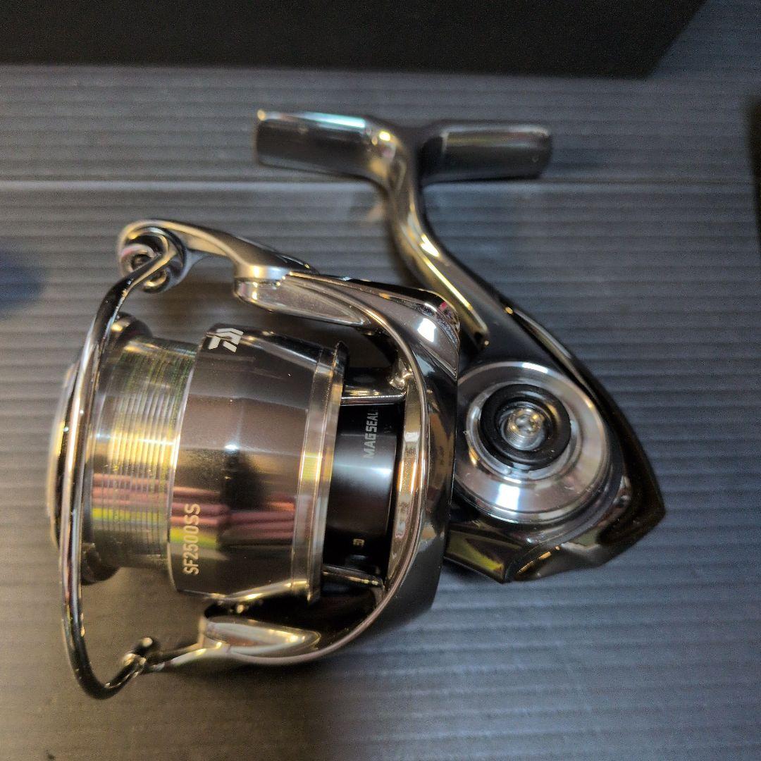 エ*ー様 22イグジスト SF2500SS 中古超美品 匿名配送