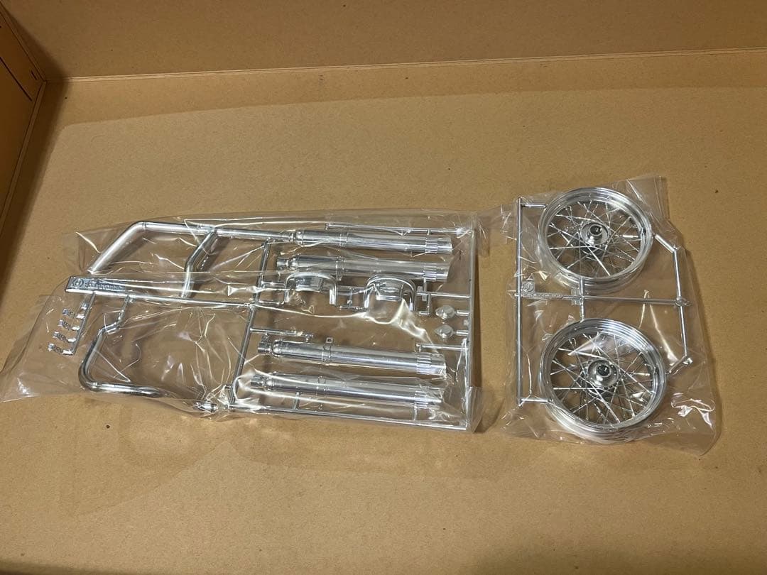 【新品★未組立】タミヤ 1/6ハーレーダビッドソン FLH1200AMFポリス