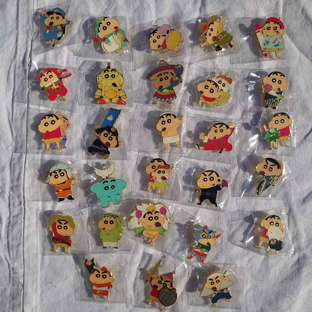 クレヨンしんちゃん シネマパレード 30周年記念ピンバッジコレクション　28種