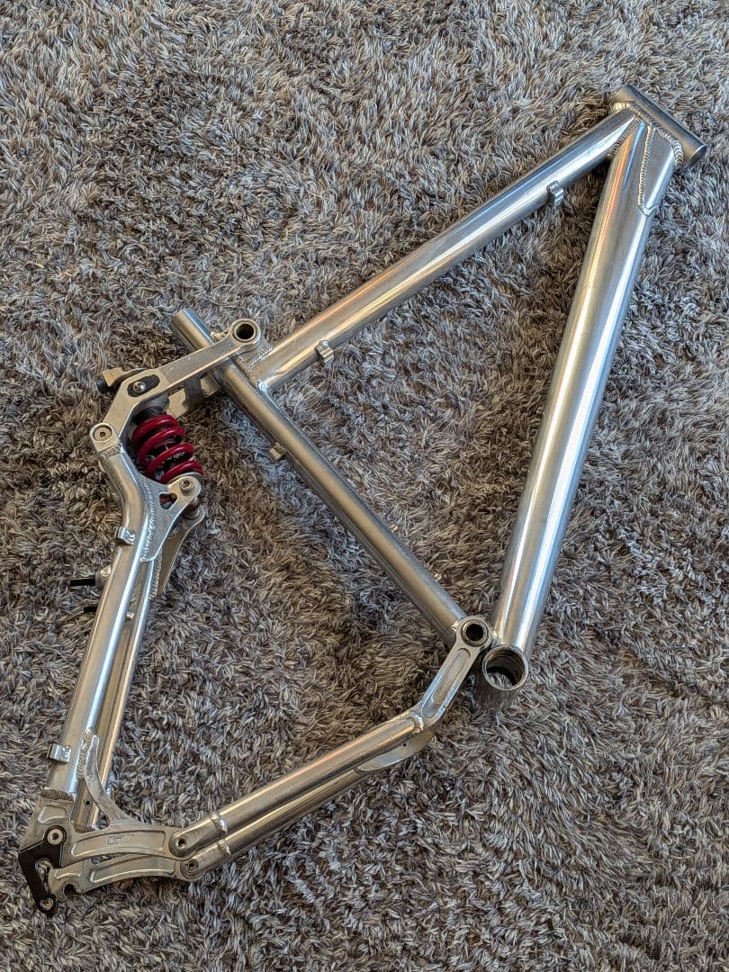 □ GT LTS1 OLD MTB 26インチ アルミフレーム シルバー＜中古＞