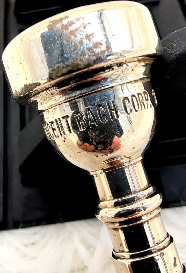 新価格◆Bach CORP. 10-1/2C マウスピース リムに 傷あり