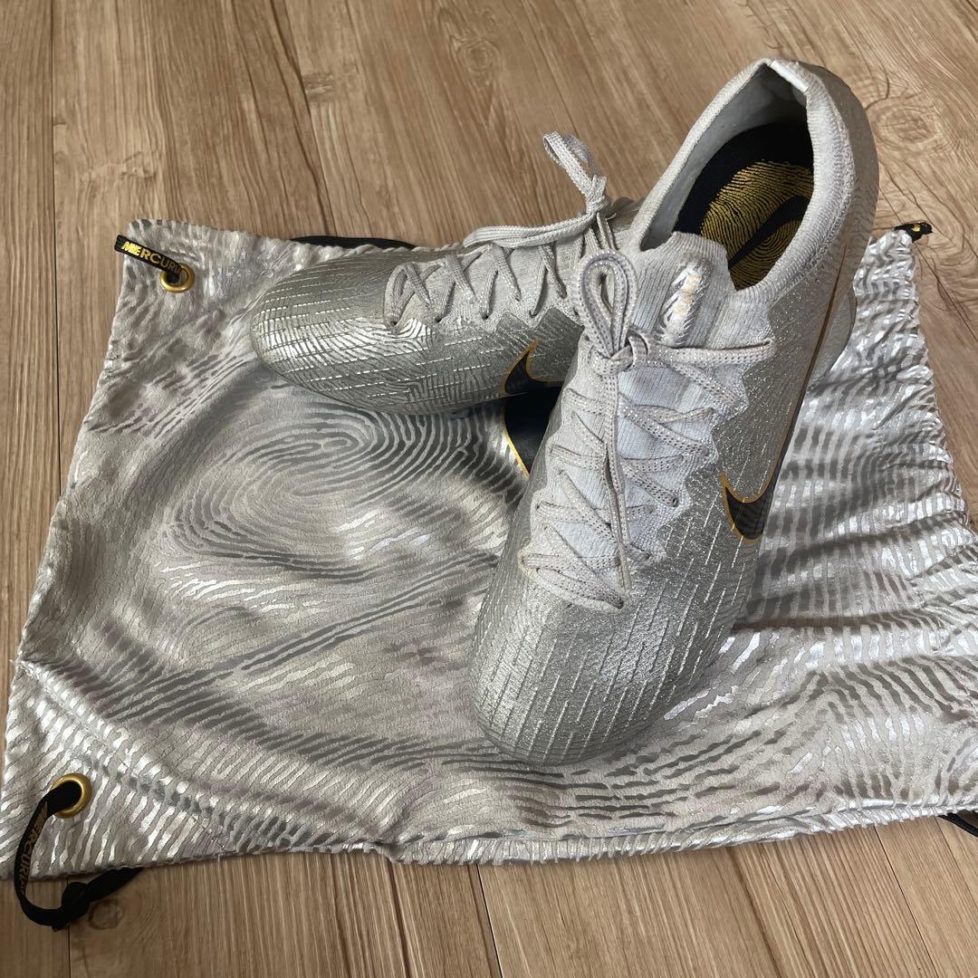 Nikeサッカーシューズ マーキュリアルヴェイパー12 モドリッチモデル数量限定