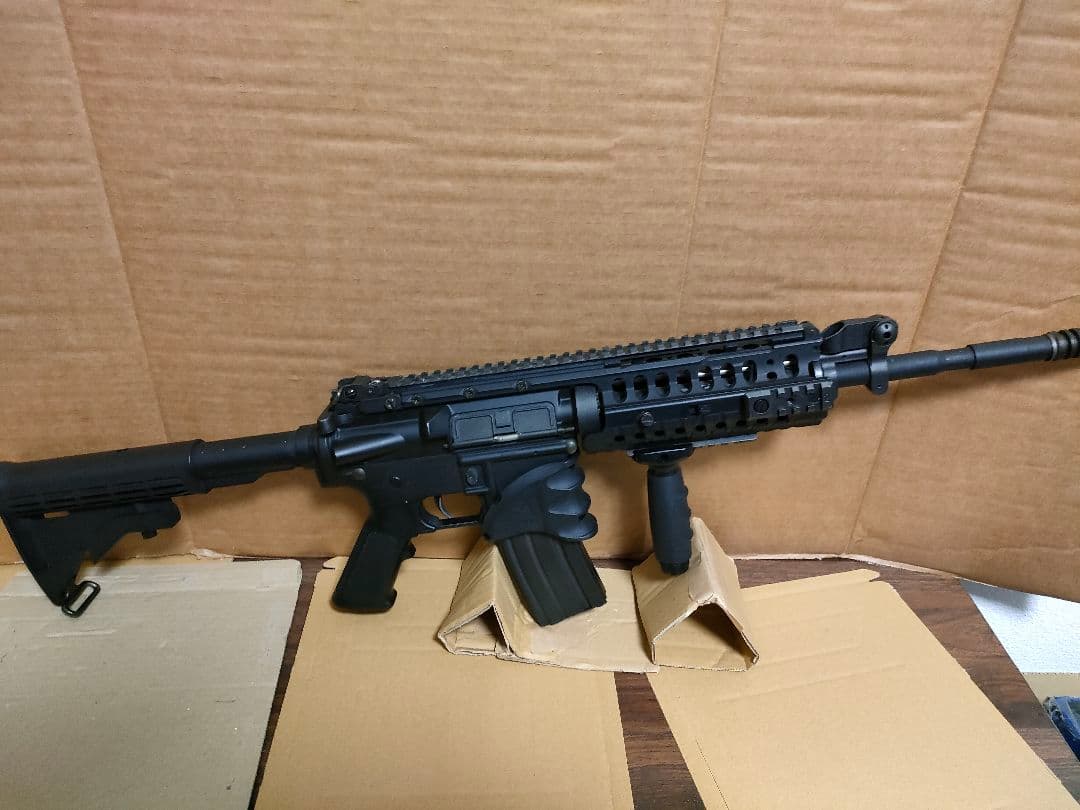 東京マルイ　M4 S-SYSTEM スタンダード電動ガン