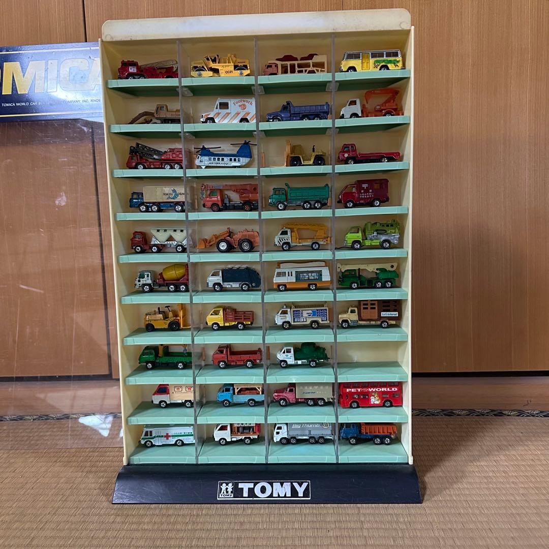 TOMICA店頭用ディスプレイショーケース+ミニカー42台セット コレクション