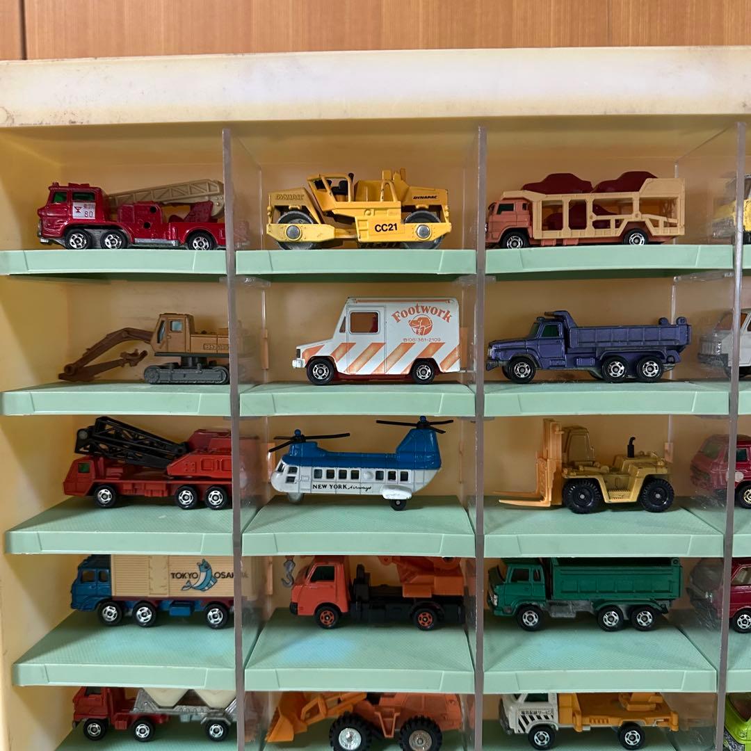 TOMICA店頭用ディスプレイショーケース+ミニカー42台セット コレクション
