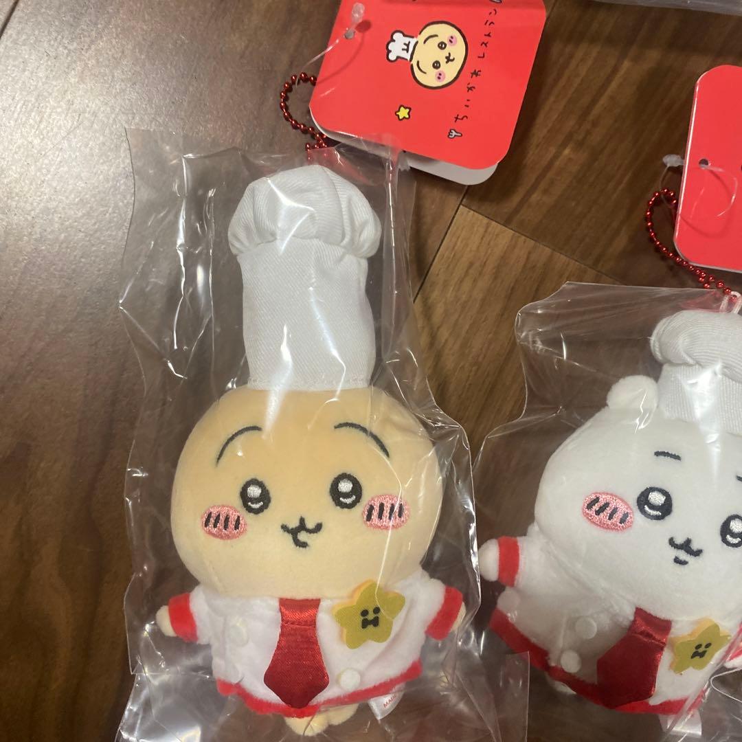 ちいかわ　レストラン　コック　キッチン担当　シーサー　くりまんじゅう　うさぎ