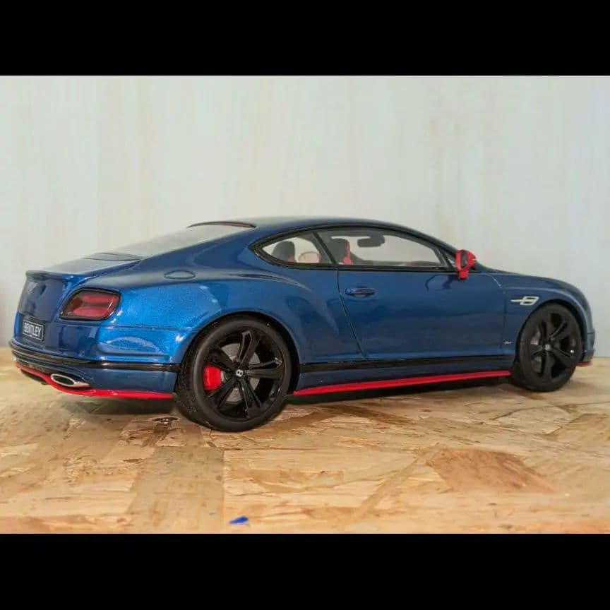 ベントレー ブラックエディション　コンチネンタル　GT 1/18